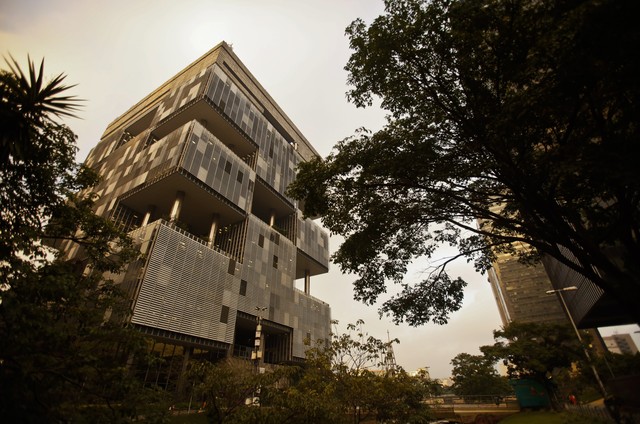 Petrobras rescinde na Justiça contrato de navio-sonda