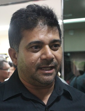 Batista Filho, presidente do Parnahyba (Foto: Ramiro Pena)