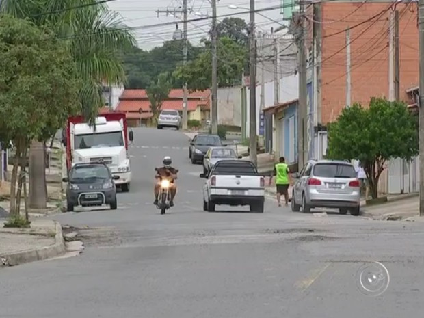 Motorista fugiu do local do acidente sem prestar socorro (Foto: Reprodução/ TV TEM)
