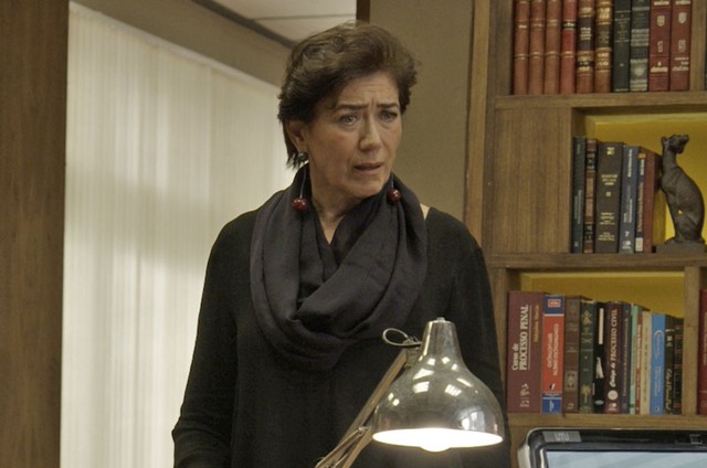 Lilia Cabral é Silvana em 'A força do querer' (Foto: Reprodução)