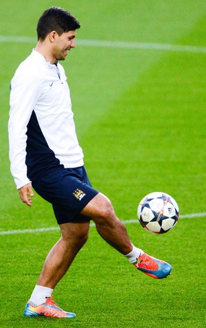 Sergio Aguero treino Manchester City (Foto: Guetty Images)