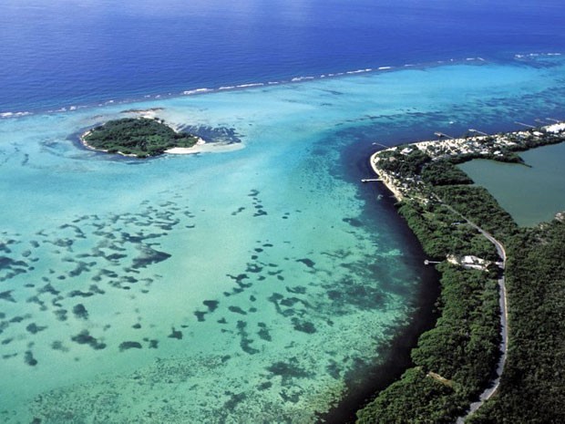 Ilhas Cayman, no Caribe (Foto: Renault Philippe / Hemis.Fr/AFP)