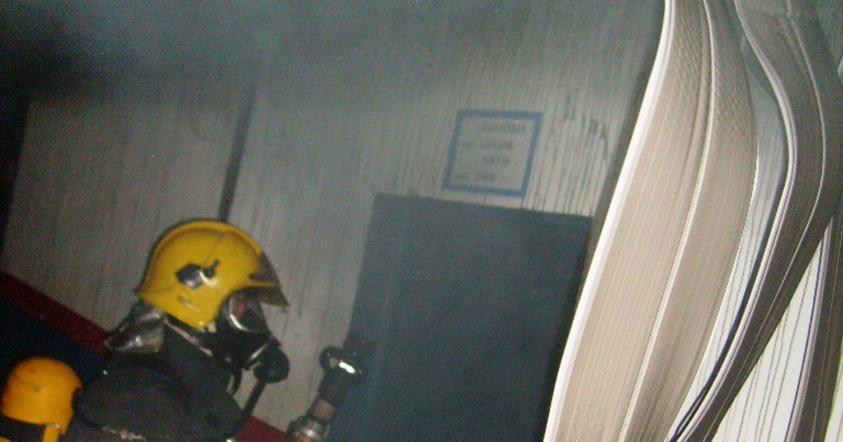 Incêndio atinge escola pública e destrói sala de aula em Cunha Porã - Globo.com