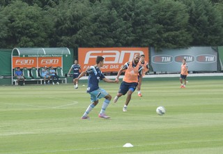 Com reservas, Palmeiras ensaia time para enfrentar Coritiba no domingo
