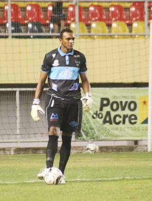 Máximo, goleiro do Atlético Acreano (Foto: João Paulo Maia)