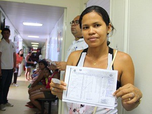 Aldenize Miranda descobriu que estava grávida durante exame de rotina (Foto: Katiúscia Monteiro/ Rede Amazônica)