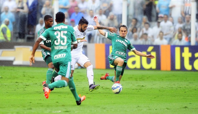 Requinte quase atrapalha Santos, mas Palmeiras é goleado em entrosamento