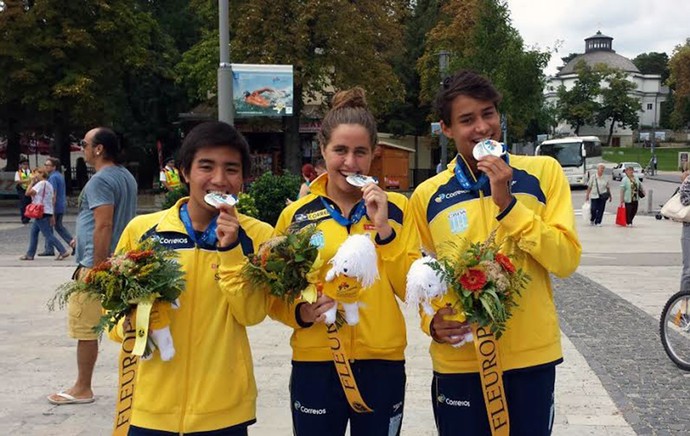 Trio Brasileiro conquista pódio inédito na Hungria - Mundial Junior Maratonas Aquáticas (Foto: Divulgação CBDA)