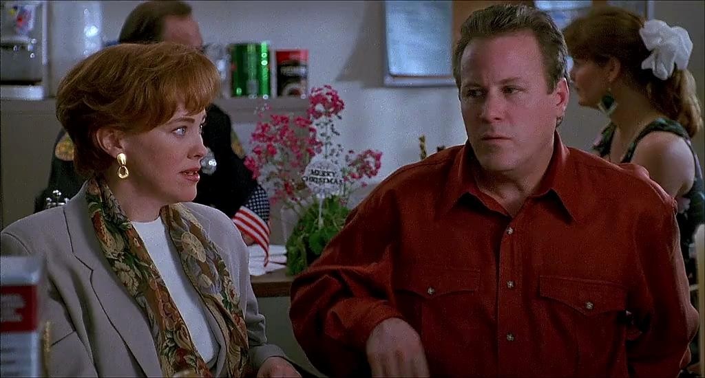 Catherine O'Hara e John Heard interpretaram os pais de Macaulay Culkin nos anos 1990 (Foto: Divulgação)