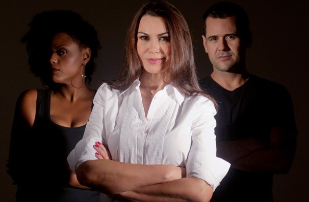 O elenco é composto por Carla Cristina Cardoso, Surama de Castro e Wagner Trindade (Foto: Divulgação)