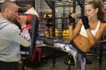 Izabel Goulart clica noite de treinamento e exibe tanquinho e perna fininha (Reprodução/Instagram)