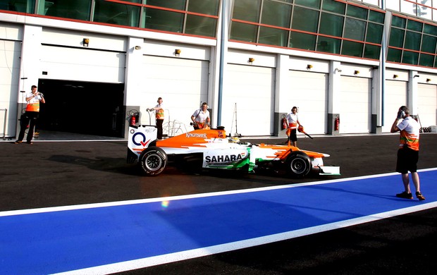 Luiz Razia faz teste na Force India (Foto: Divulgação)