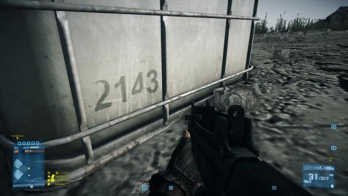 Caixas indicavam uma versão futurista do game (Foto: Reprodução/Youtube)