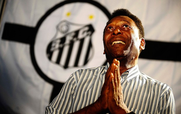 Pelé Santos especial centenário (Foto: Marcos Ribolli / Globoesporte.com)