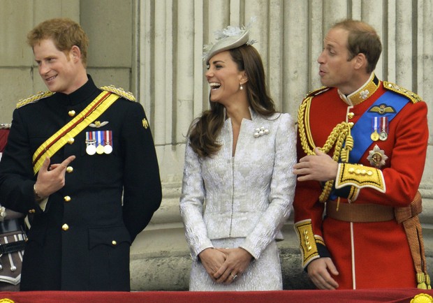 Harry, Kate Middleton and William are having fun (Photo: REUTERS / Toby Melville)