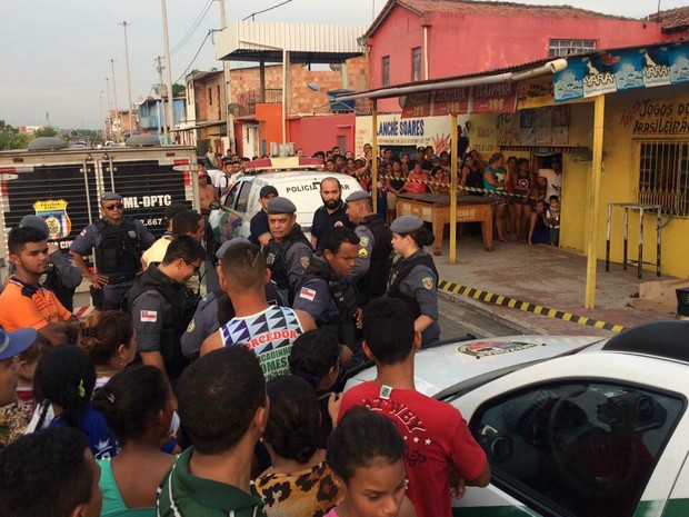 G1 Homem é Morto A Tiros Em Frente A Bar Na Zona Sul De Manaus