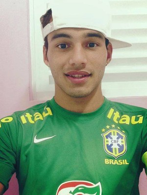 Thiago Maia vai compor a Seleção Brasileira Sub-17 que vai se preparar para o - 995099_195061747325580_1135997534_n