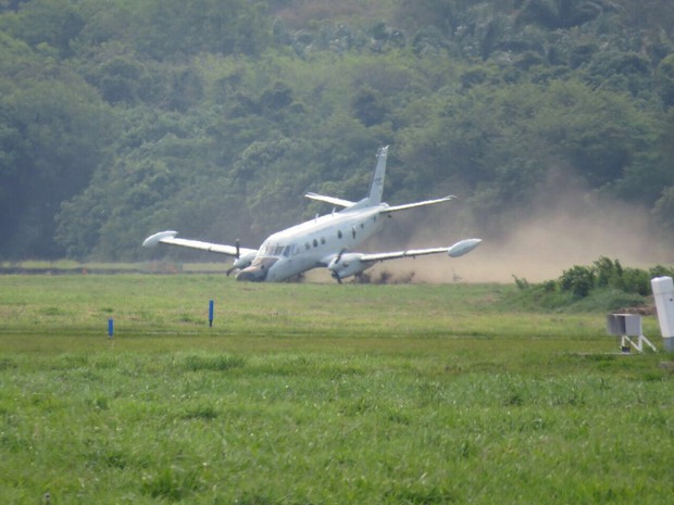 Avião Patrulha da FAB sofreu acidente durante decolagem no Campo de Marte (Foto: Divulgação)