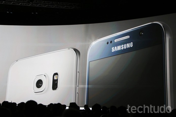 No quesito vídeos, o Galaxy também sai na frente por ter a tecnologia 4K (Foto: Fabrício Vitorino/TechTudo) No quesito vídeos, o Galaxy também sai na frente por ter a tecnologia 4K (Foto: Fabrício Vitorino/TechTudo)