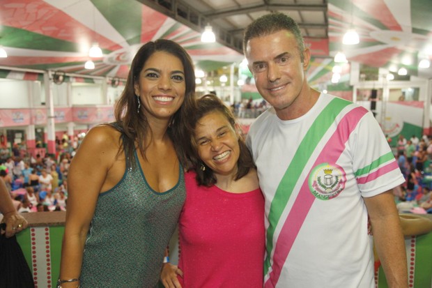 Priscila Habib, Claudia Rodrigues e Chiquinho da Mangueira (Foto: Fernando Azevedo/ DIvulgação)