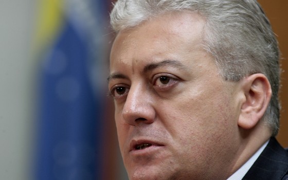 Moro cancela transferência de Bendine, que continua preso na PF Moro cancela transferência de Bendine, que continua preso na PF