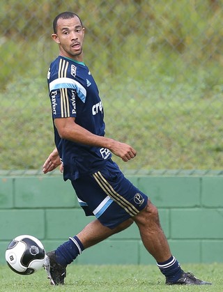 Palmeiras roda elenco e já tem cinco reforços utilizados; veja quais faltam