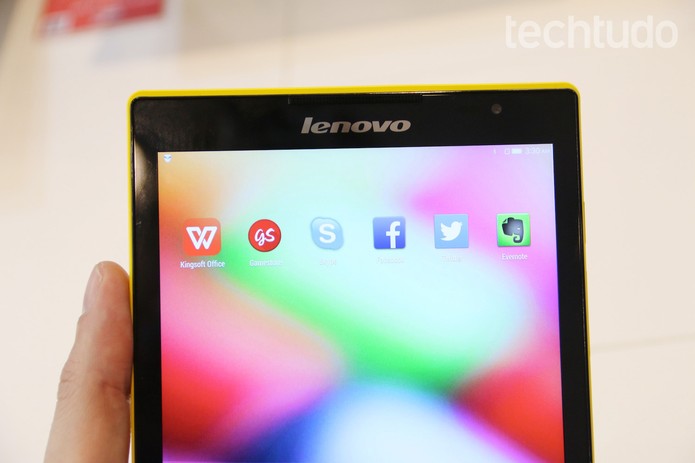 Novo Tab S8 tem resolução de 1920x1200 pixels (Foto: Fabrício Vitorino/TechTudo) Novo Tab S8 tem resolução de 1920x1200 pixels (Foto: Fabrício Vitorino/TechTudo)