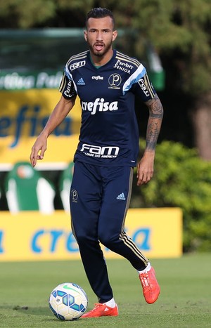 Reforçado, Palmeiras vê ataque crescer de produção no Brasileiro