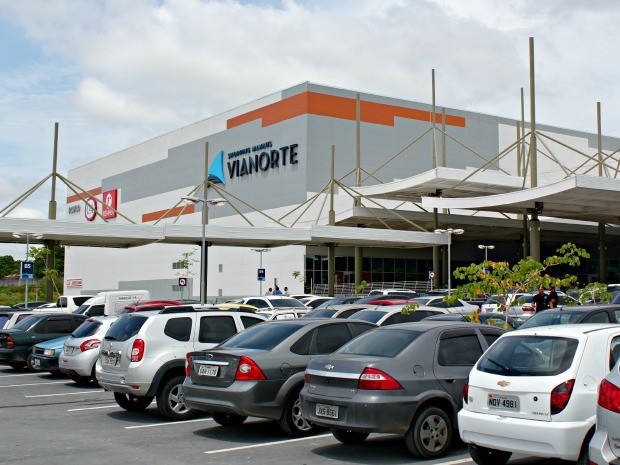 Shopping está localizado no bairro Nova Cidade (Foto: Diego Toledano/ G1 AM)