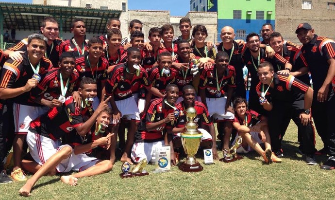 Flamengo x Grêmio, final, Copa Brasil de Futebol Infantil, sub-15, Votorantim (Foto: Natália de Oliveira)