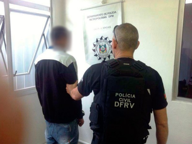 Suspeitos serão encaminhados à DPPA de Canoas (Foto: Divulgação/Polícia Civil) Suspeitos serão encaminhados à DPPA de Canoas (Foto: Divulgação/Polícia Civil)