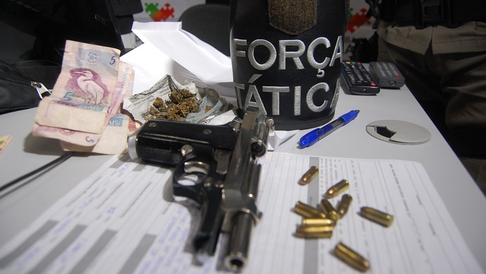 Confusão na partida Treze x Campinense, no Presidente Vargas (Foto: Silas Batista / GloboEsporte.com/pb)