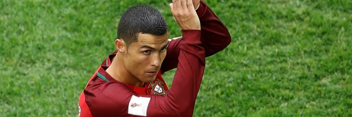 Cristiano Ronaldo Portugal x Nova Zelandia (Foto: Reuters )