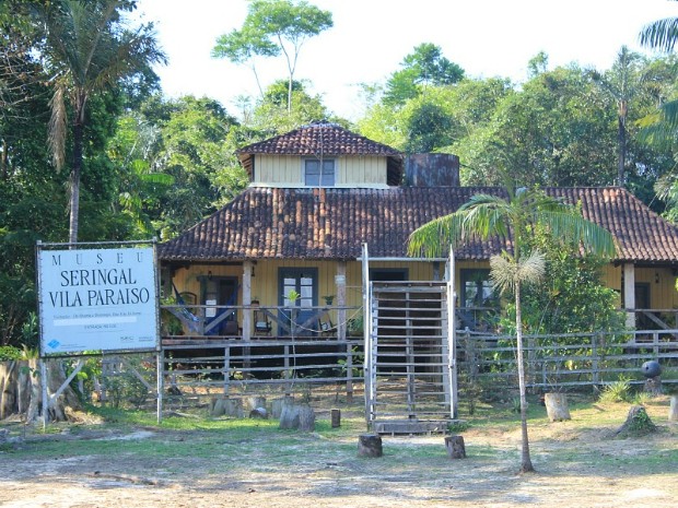 Museu do Seringal Vila Paraíso foi construído para as filmagens da obra 'A Selva' (Foto: Tiago Melo/G1 AM)