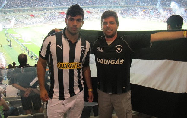 botafogo especial torcida cruzeiro torcedores Thomaz Yuri (Foto: Thiago Quintella) botafogo especial torcida cruzeiro torcedores Thomaz Yuri (Foto: Thiago Quintella)