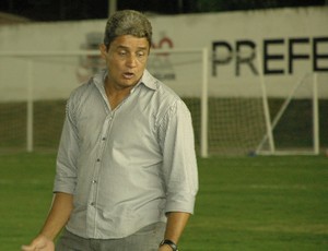 Reginaldo Sousa, técnico do Miramar (Foto: Juliana Bandeira/GloboEsporte.com/pb)