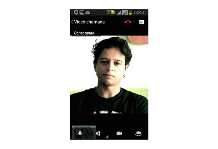 Aguardando que um contato atenda a chamada de vídeo realizada no Hangouts pelo Android (Foto: Reprodução/Marvin Costa)