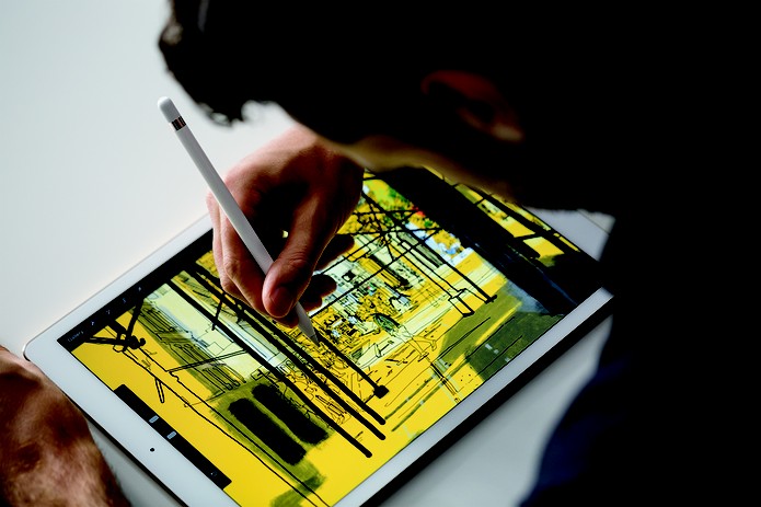 iPad Pro tem suporte a caneta Apple Pencil para desenho (Foto: Divulgação/Apple) (Foto: iPad Pro tem suporte a caneta Apple Pencil para desenho (Foto: Divulgação/Apple)) iPad Pro tem suporte a caneta Apple Pencil para desenho (Foto: Divulgação/Apple) (Foto: iPad Pro tem suporte a caneta Apple Pencil para desenho (Foto: Divulgação/Apple))