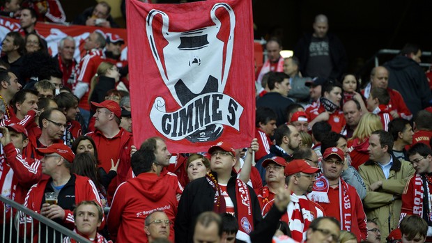 torcida Bayern Munique x barcelona (Foto: AFP)