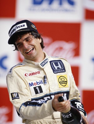 Nelson Piquet comemora uma de suas 23 vitórias na Fórmula 1, esta pela equipe Williams (Foto: Agência Getty Images)