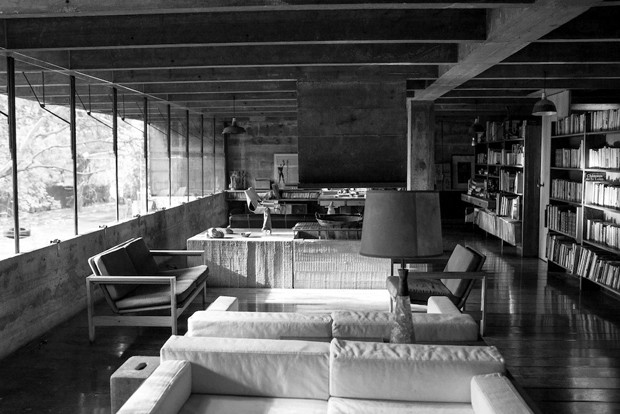 Casa Butantã by Paulo Mendes da Rocha (649AR) - MagMe