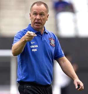 Para Mano, CBF tem de definir uma filosofia antes de achar o novo técnico