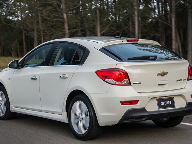 Chevrolet Cruze Sport6 2015 (Foto: Divulgação)