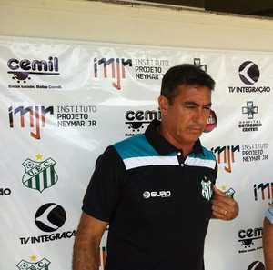 Paulo César Catanoce, técnico, Uberlândia Esporte (Foto: Gullit Castro)