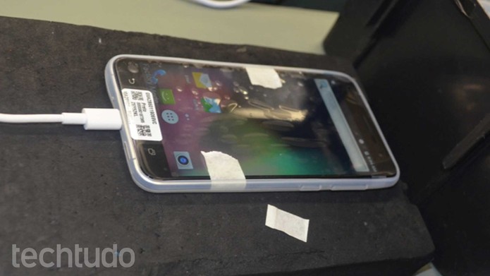 Zenfone 3 tem tela de 5,5 polegadas com resolução Full HD (Foto: Reprodução) Zenfone 3 tem tela de 5,5 polegadas com resolução Full HD (Foto: Reprodução)