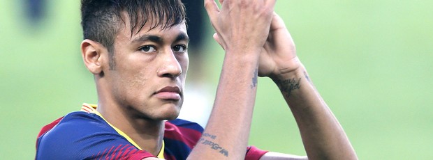 Neymar apresentação Barcelona e Santos (Foto: AFP)