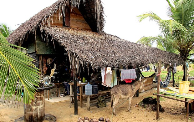 vila hippie em Arembepe Salvador (Foto: Janir Júnior)