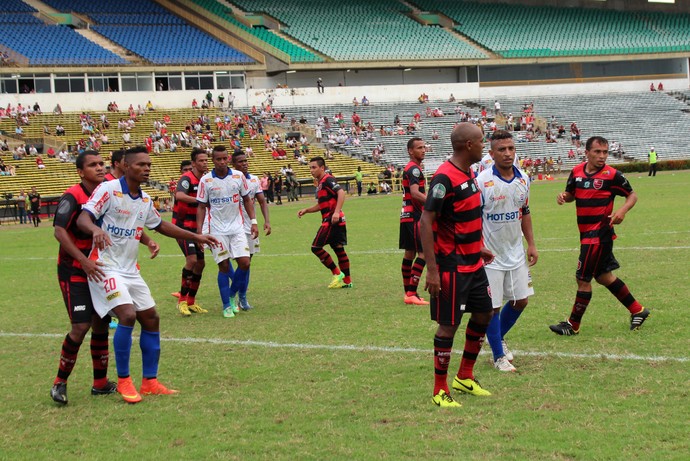Piauí x Flamengo-PI (Foto: Abdias Bideh/GloboEsporte.com)