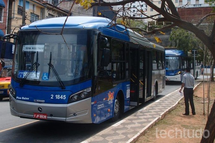 Este é um dos oito ônibus que oferecem Internet 4G a passageiros (Foto: Pedro Zambarda/TechTudo) Este é um dos oito ônibus que oferecem Internet 4G a passageiros (Foto: Pedro Zambarda/TechTudo)