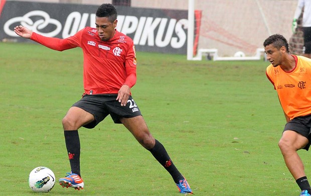 Hernane treino Flamengo (Foto: Alexandre Vidal / Fla Imagem)
